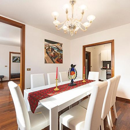Rialto Apartment With Canal Grande View Венеція Екстер'єр фото