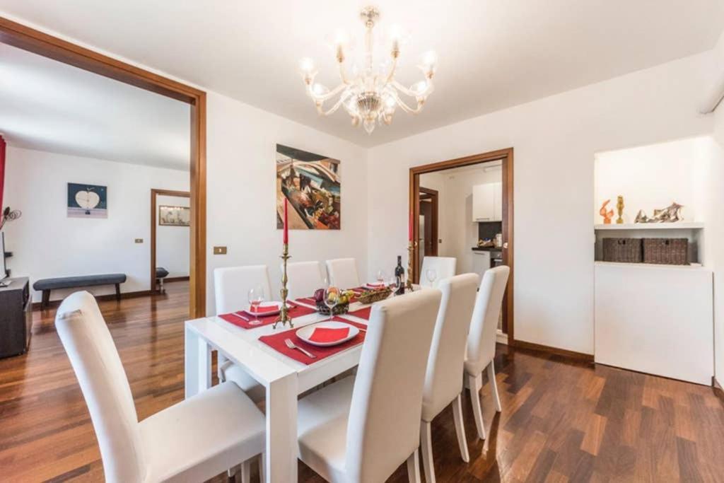 Rialto Apartment With Canal Grande View Венеція Екстер'єр фото
