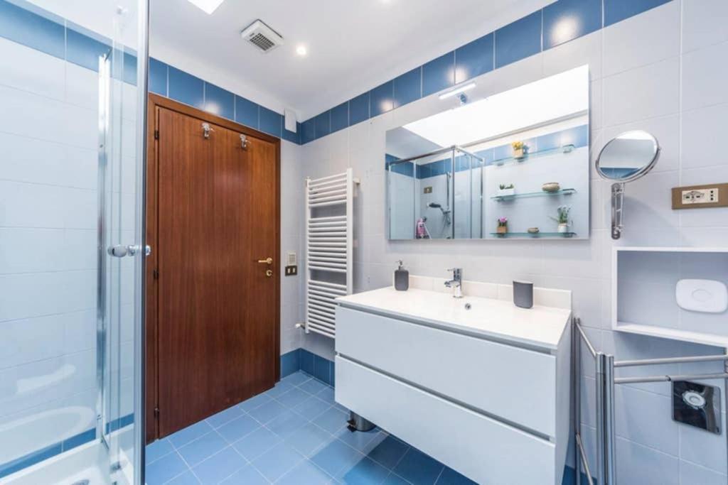 Rialto Apartment With Canal Grande View Венеція Екстер'єр фото