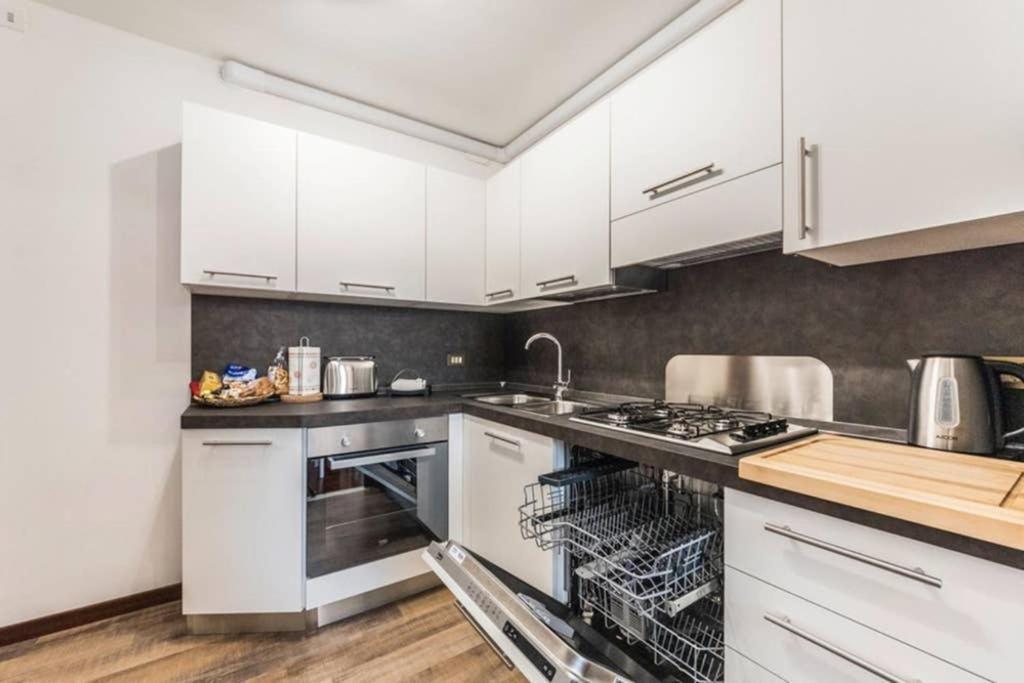 Rialto Apartment With Canal Grande View Венеція Екстер'єр фото
