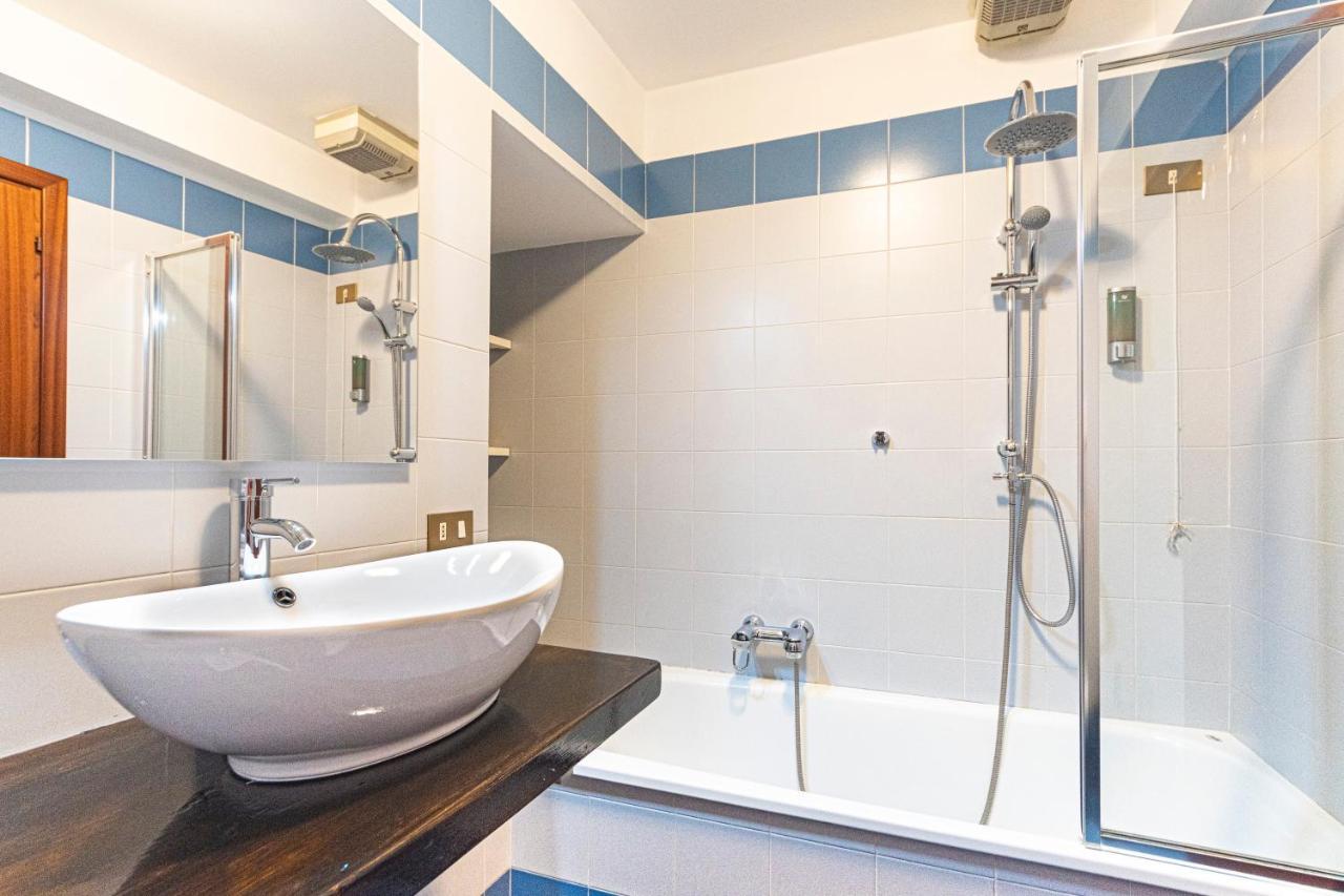 Rialto Apartment With Canal Grande View Венеція Екстер'єр фото