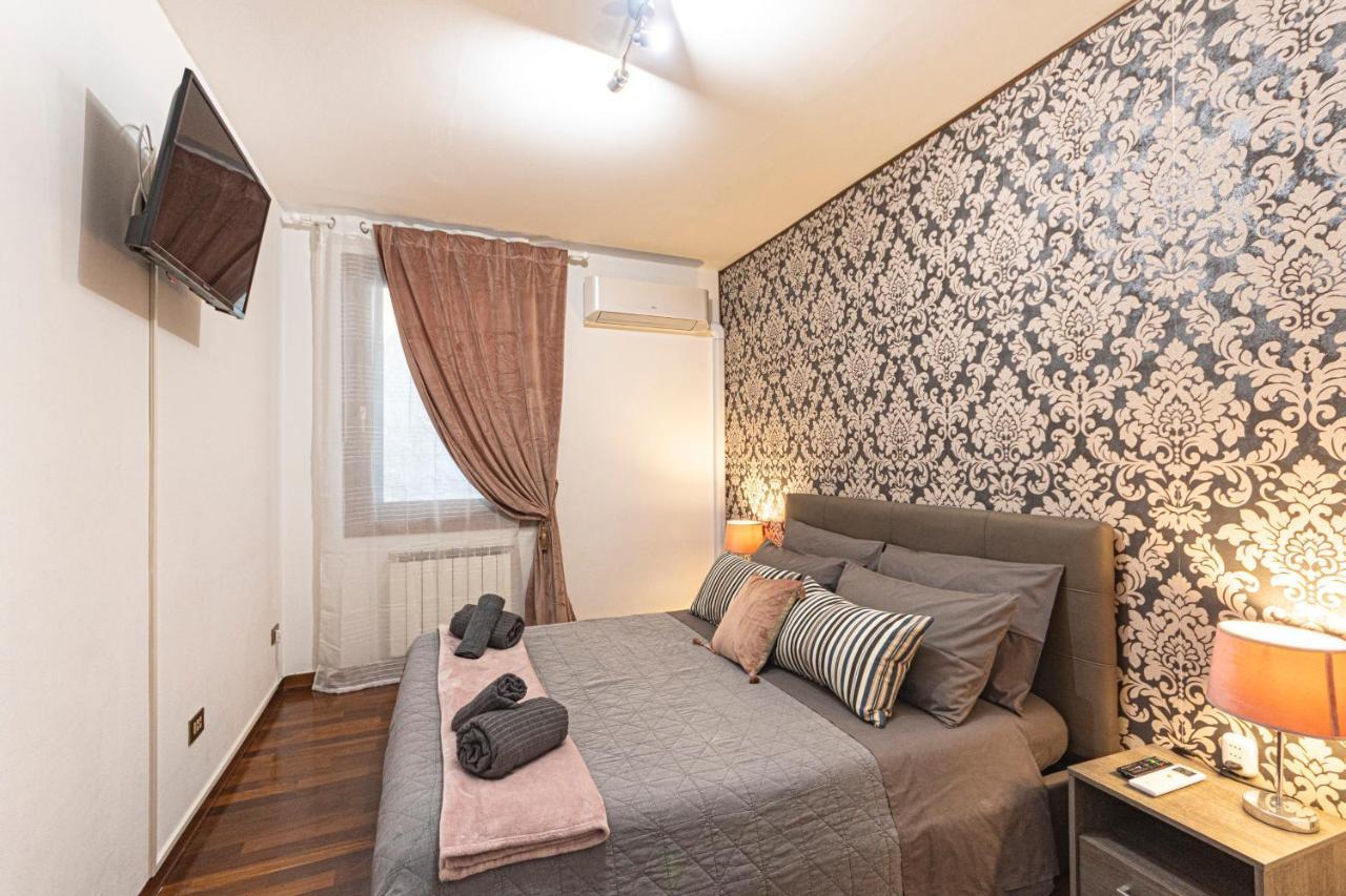 Rialto Apartment With Canal Grande View Венеція Екстер'єр фото