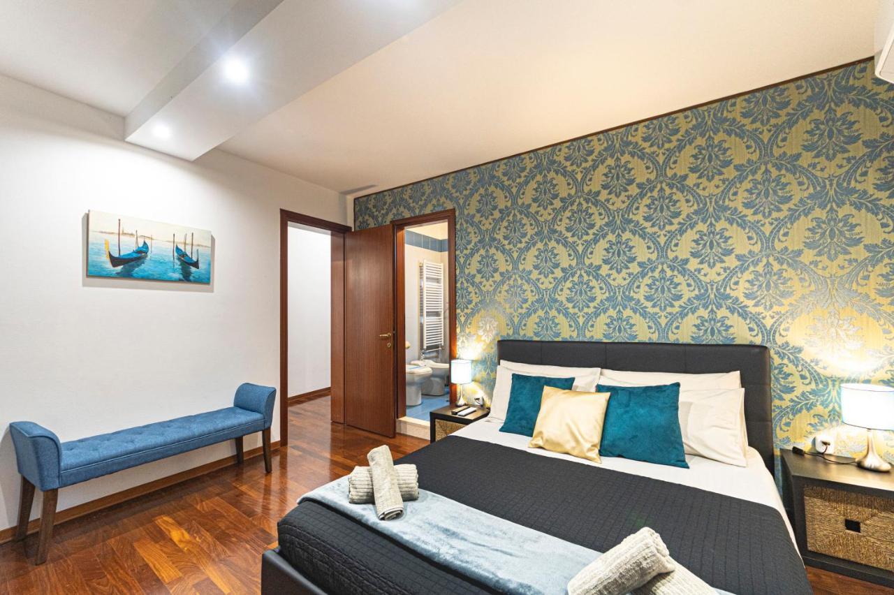 Rialto Apartment With Canal Grande View Венеція Екстер'єр фото