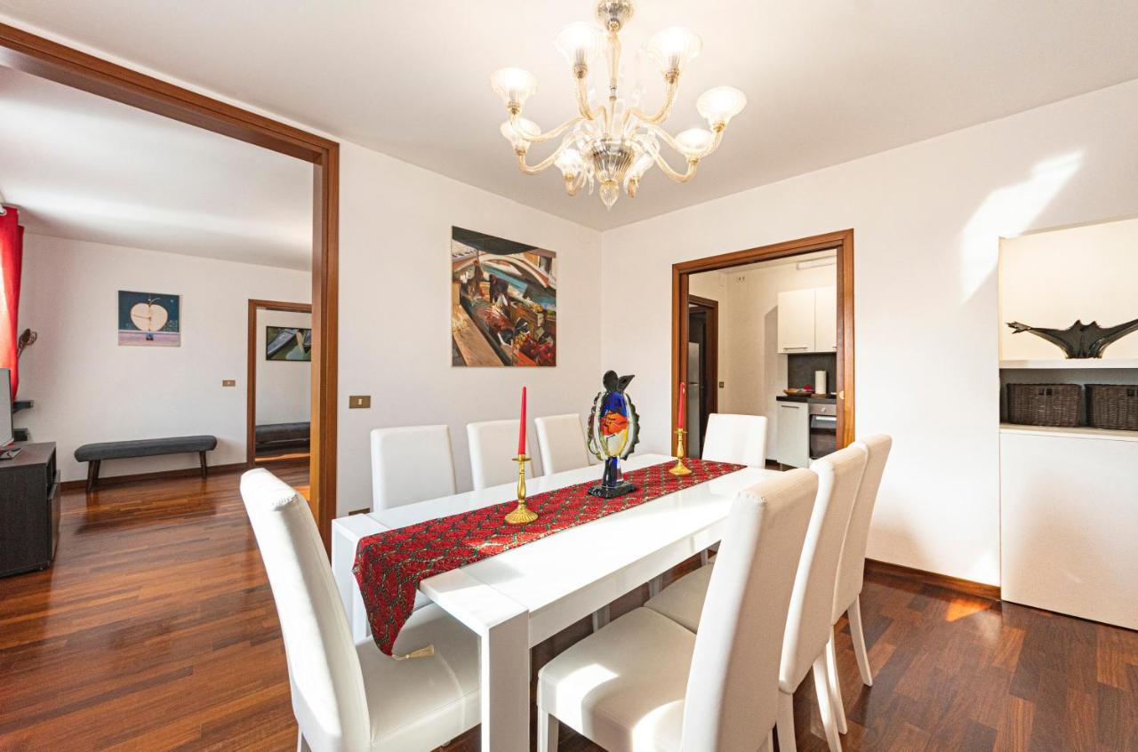 Rialto Apartment With Canal Grande View Венеція Екстер'єр фото